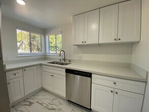 308 Acacia St in Vacaville, CA - Building Photo - Building Photo