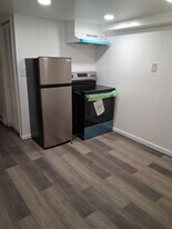 560 25th Pl NE in Washington, DC - Building Photo