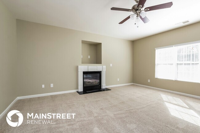 5892 Village Loop in Fairburn, GA - Building Photo - Building Photo