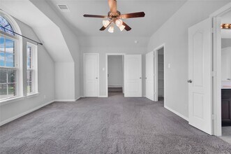 2109 Ruby Dr in Texas City, TX - Building Photo - Building Photo