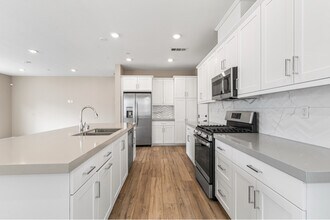 2195 Bluestone Cir in Chula Vista, CA - Building Photo - Building Photo