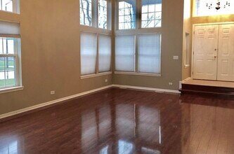 2003 Sudbury St in Naperville, IL - Building Photo - Building Photo