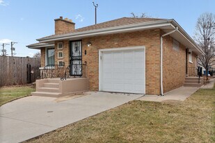 5840 N Kimball Ave in Chicago, IL - Building Photo