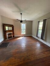 808 E 11th Ave, Unit Main House in Bowling Green, KY - Foto de edificio - Building Photo