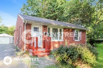 4213 Searcy Ln in Louisville, KY - Building Photo - Building Photo