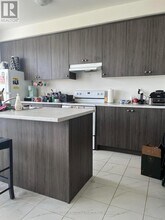 76 Sandhill Crane Dr in Wasaga Beach, ON - Building Photo - Building Photo