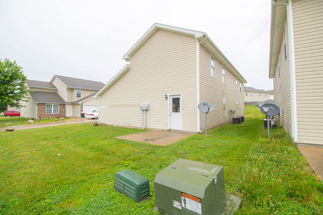 1417 Bodie Dr in Columbia, MO - Building Photo - Building Photo