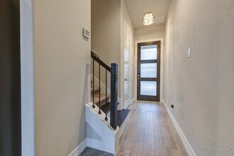 11010 Cres Light Way in Houston, TX - Building Photo - Building Photo