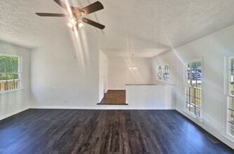 295 Farm Ridge Dr NE in Woodstock, GA - Building Photo - Building Photo
