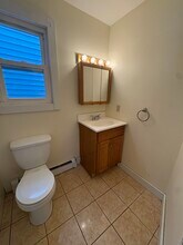 836 6th St, Unit 3 in Rensselaer, NY - Building Photo - Building Photo