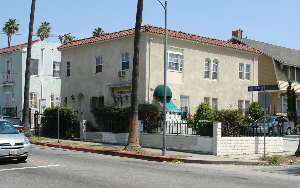 900 Fedora St in Los Angeles, CA - Building Photo