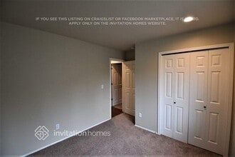 1601 58th Ave Ct N E in Tacoma, WA - Building Photo - Building Photo