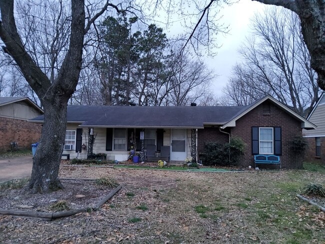 property at 6575 Riverdale Rd