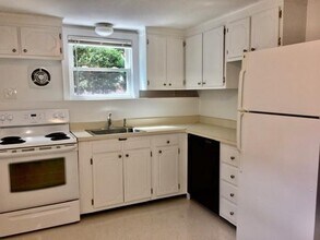 85 Hosmer St-Unit -E-1 in Acton, MA - Building Photo - Building Photo