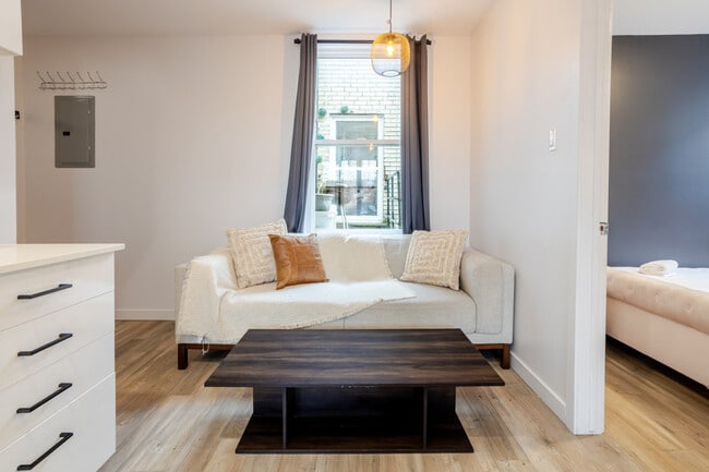 4300 Rue Saint-Urbain