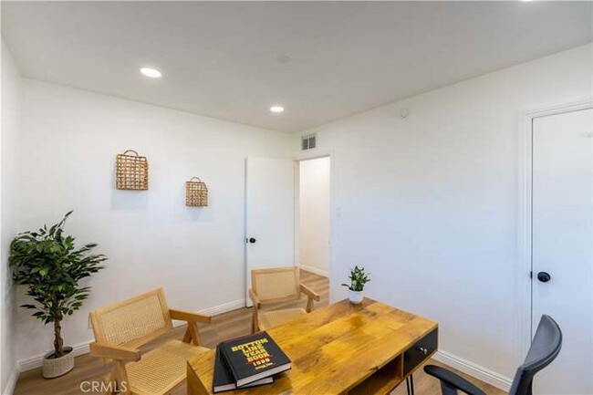 4065 Madrona Rd in Riverside, CA - Building Photo - Building Photo