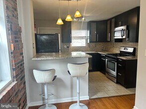 40 E Barney St in Baltimore, MD - Building Photo - Building Photo