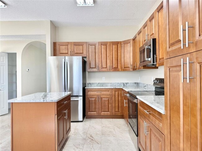 1251 Key W Ct in Wesley Chapel, FL - Building Photo - Building Photo