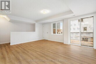 290 Zenith Private in Ottawa, ON - Building Photo - Building Photo
