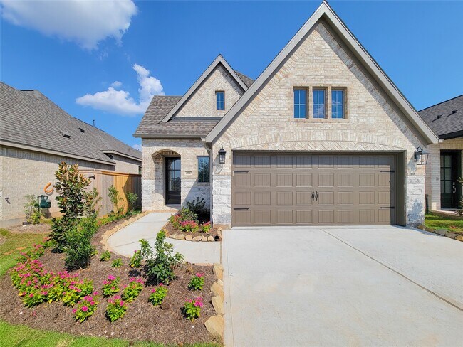 2847 Orange Leaf Dr