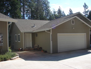 Silver Meadows in Pioneer, CA - Foto de edificio - Building Photo