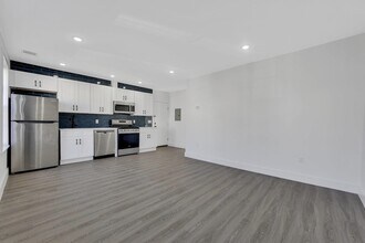 55 Congress St-Unit -2 in Jersey City, NJ - Foto de edificio - Building Photo
