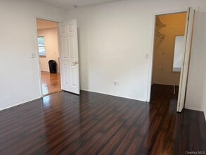 21 Dave Ln in Centereach, NY - Building Photo - Building Photo