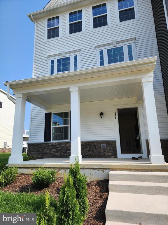 property at 844 New Castle Landing Dr