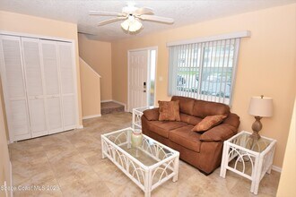 1000 Ocean Park Ln in Cape Canaveral, FL - Building Photo - Building Photo