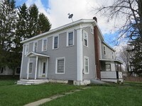 Building Photo - 423 Penn St Apartments in Linesville, Pennsylvania