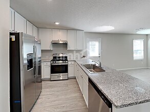 10507 Varmus Dr in Converse, TX - Building Photo - Building Photo