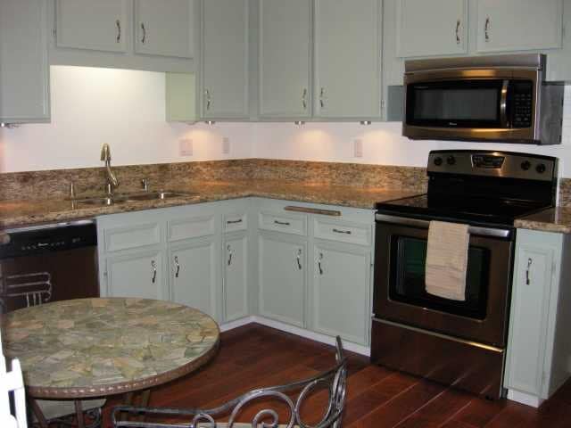 property at 280 Roanoke Rd