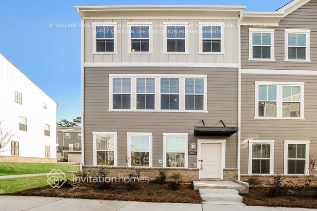 property at 8024 Roest Ln