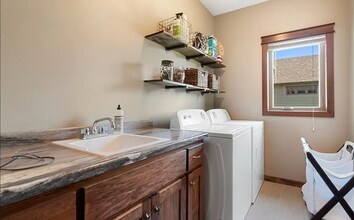 944 Cove Ct NW in Sauk Rapids, MN - Building Photo - Building Photo