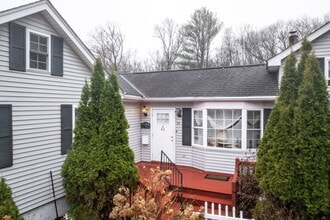 63 Walker Valley Rd in Pine Bush, NY - Building Photo - Building Photo