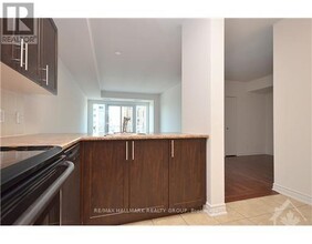 234-1234 Rideau St in Ottawa, ON - Building Photo - Building Photo