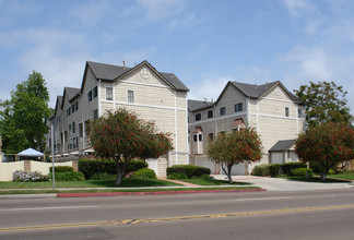 453-455 E St in Chula Vista, CA - Building Photo - Building Photo