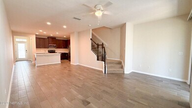 47 Castro Ct in Saint Johns, FL - Foto de edificio - Building Photo