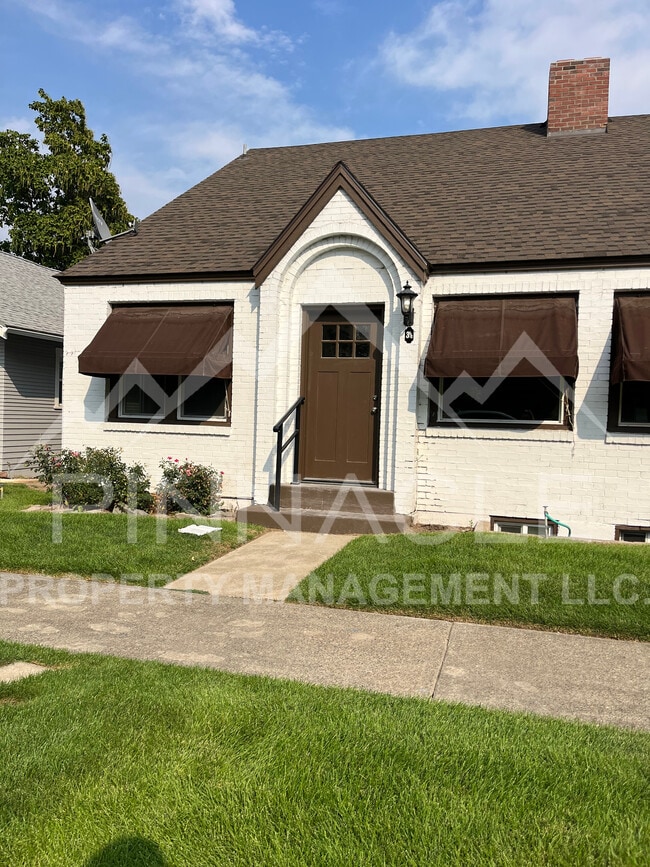 3 Chicago Ave, Unit 3.5
