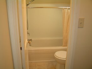 815 Rosedale Ave, Unit 4 in Wilmington, DE - Building Photo - Building Photo