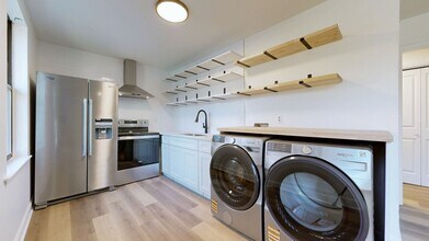 206 Prince Ave, Unit A in Nashville, TN - Building Photo - Building Photo