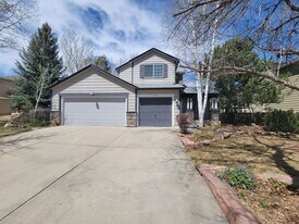 800 Nelson Park Ln in Longmont, CO - Building Photo