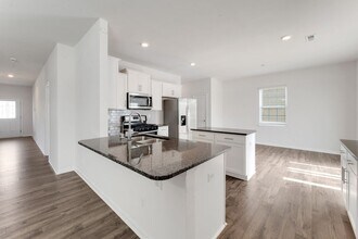 10631 Bradstreet Commons Way in Charlotte, NC - Foto de edificio - Building Photo