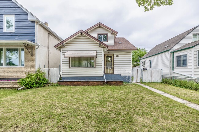 property at 711 Arlington St