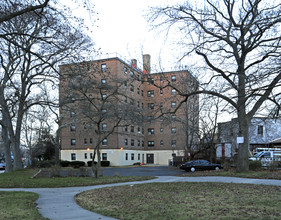 Comstock Court in Asbury Park, NJ - Building Photo - Building Photo