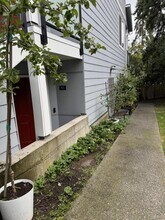8515 244th St SW in Edmonds, WA - Building Photo - Building Photo