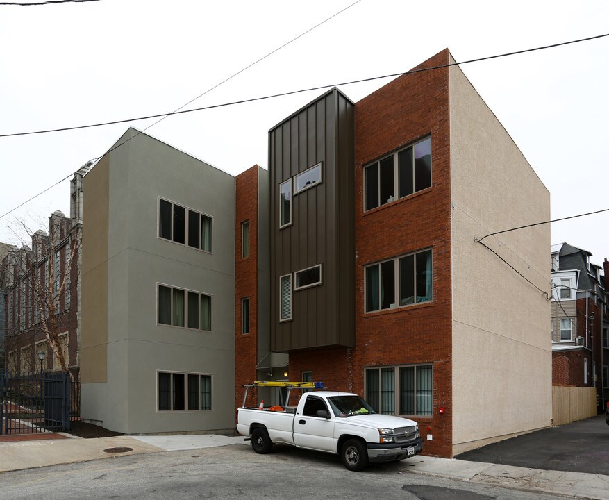 4030 Irving St in Philadelphia, PA - Building Photo