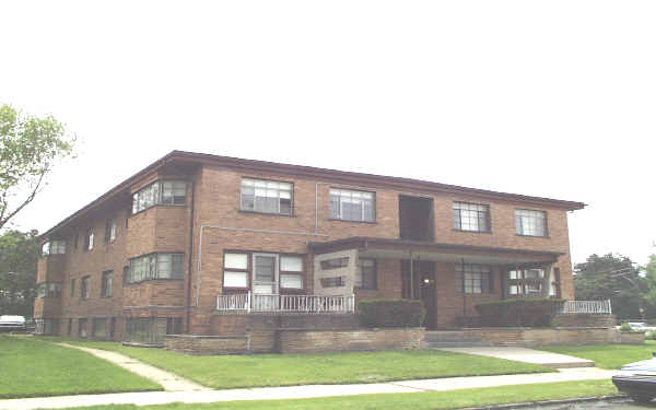 17535 Manderson Rd in Detroit, MI - Building Photo