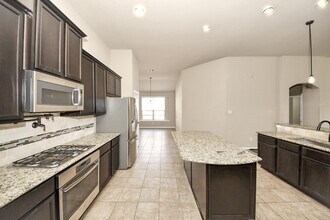 7610 Willow School Dr in Spring, TX - Building Photo - Building Photo