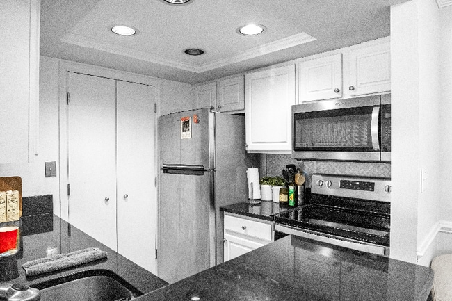 3074 Chastain Park Ct NE in Atlanta, GA - Building Photo - Building Photo
